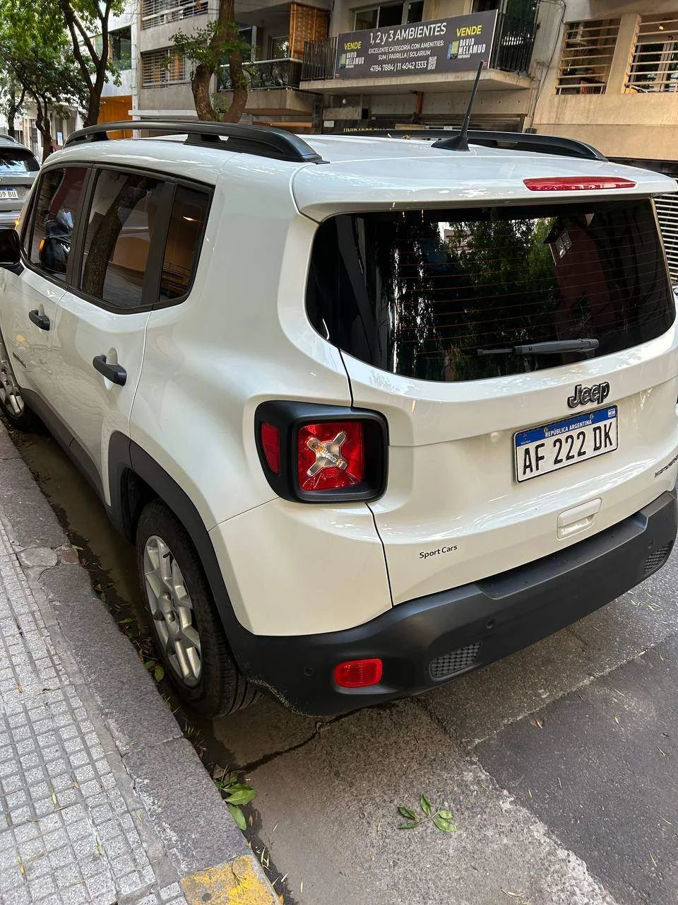 Джип Ренегейд 1.8 спорт автомат 2*4 6