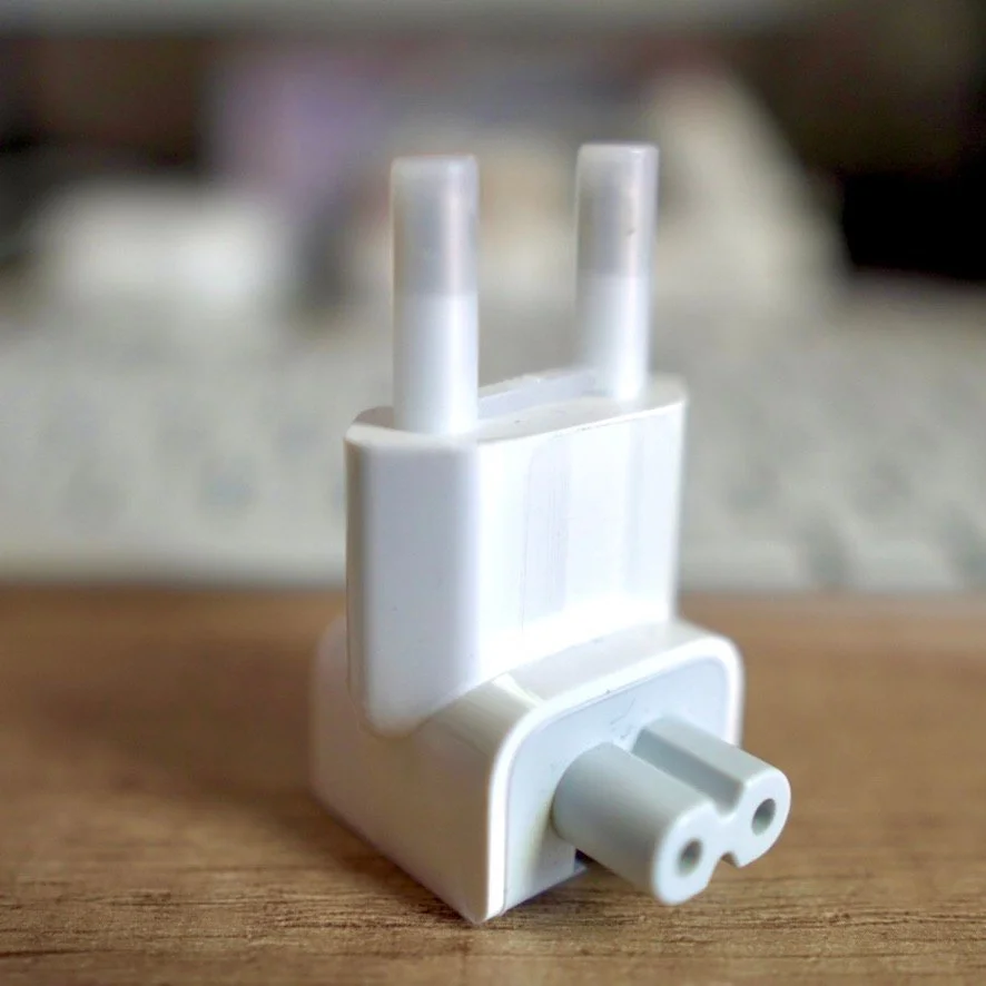 Apple AC Wall Plug (EU version) 5