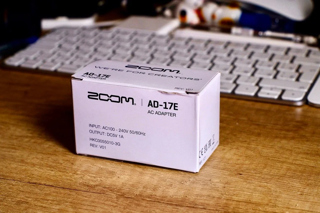 ZOOM AD-17E (AC ADAPTER) 1