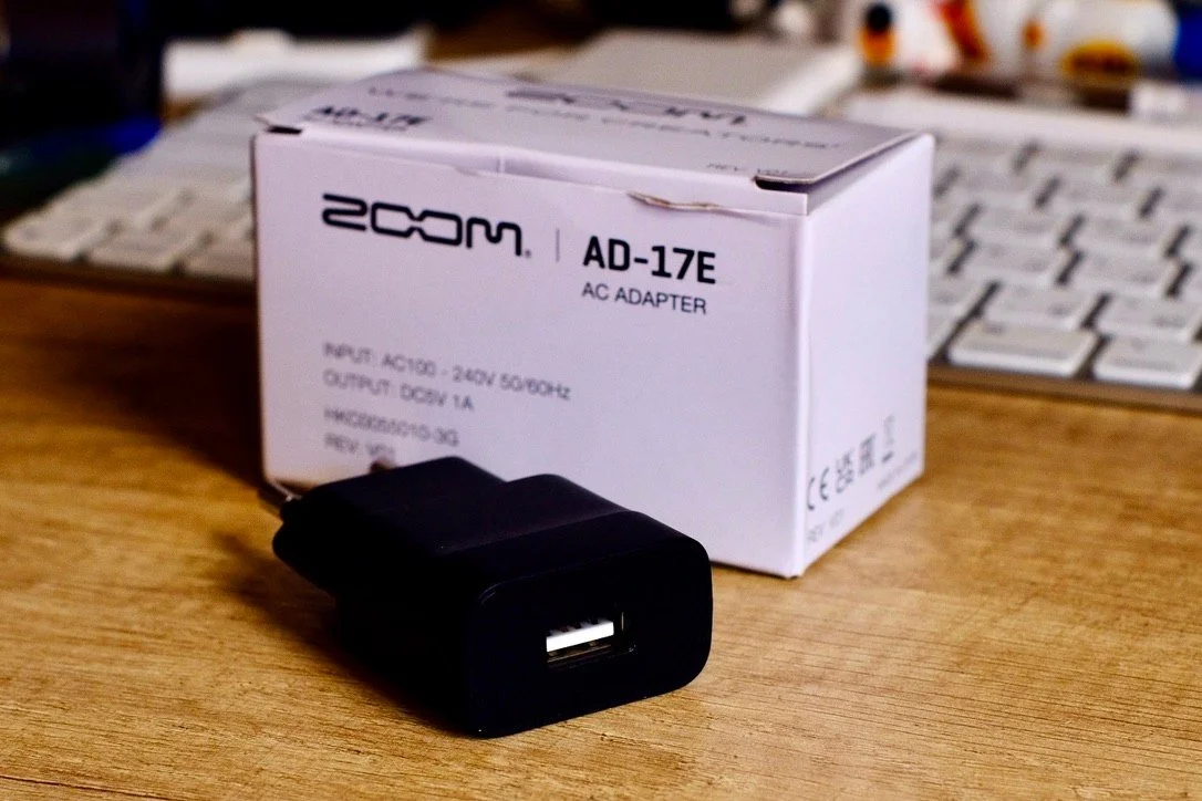 ZOOM AD-17E (AC ADAPTER) 2