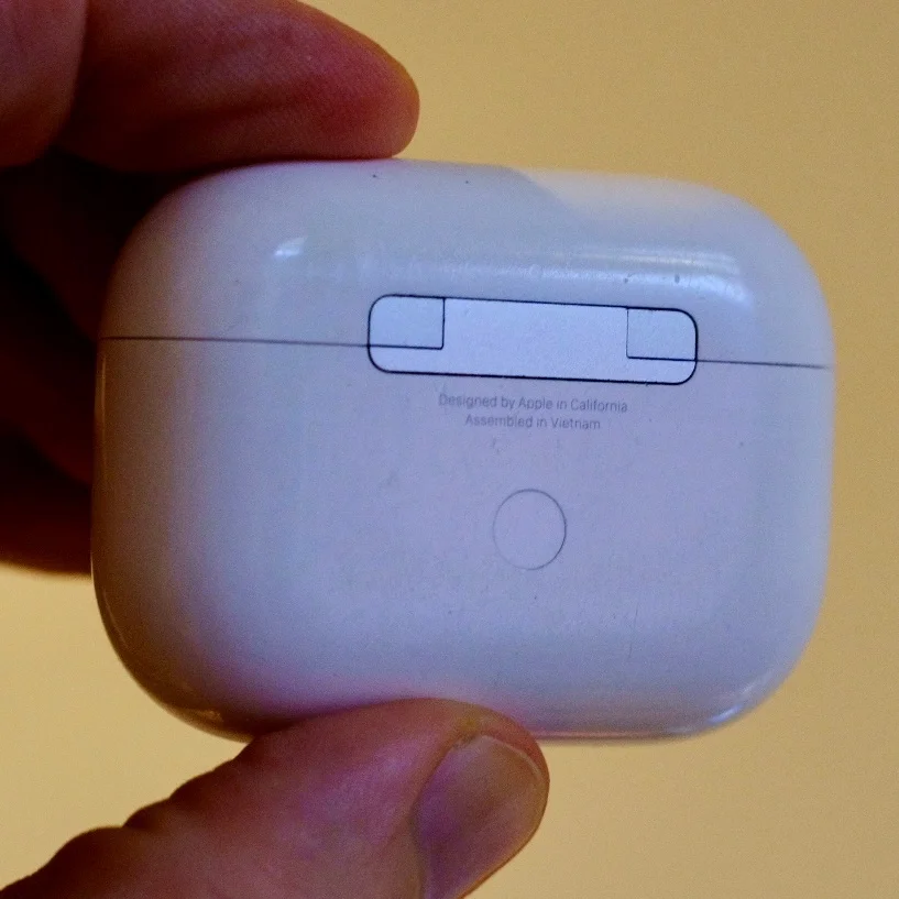 Apple -AirPods Pro 2 2
