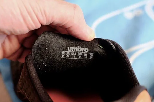 Футобольные бутсы UMBRO 2