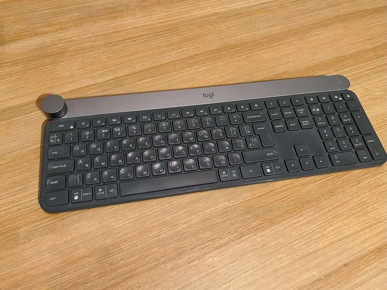 беспроводная клавиатура Logitech Craft 1