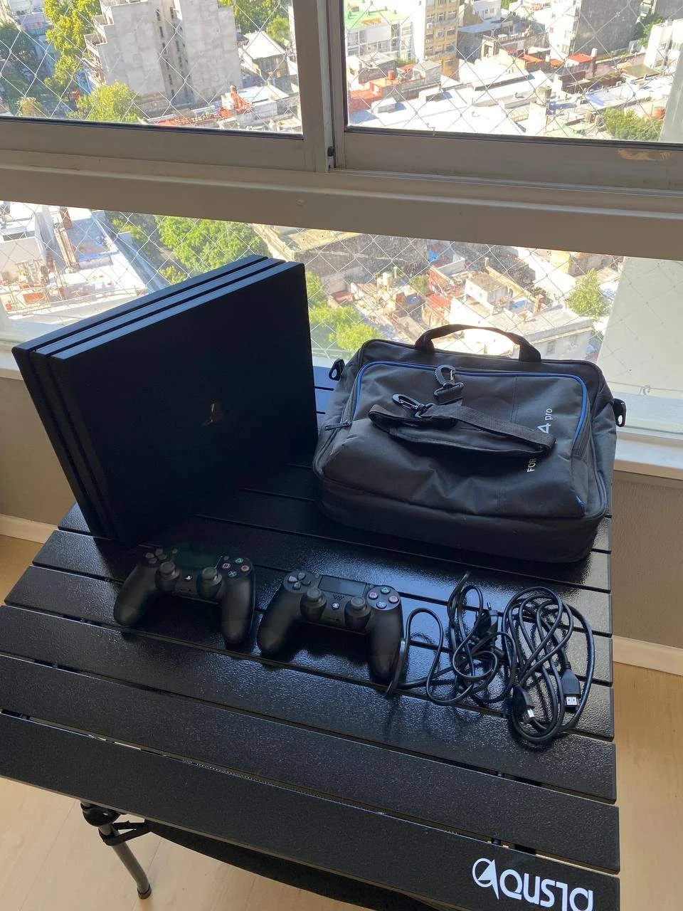 PlayStation 4 Pro 1Tb 1