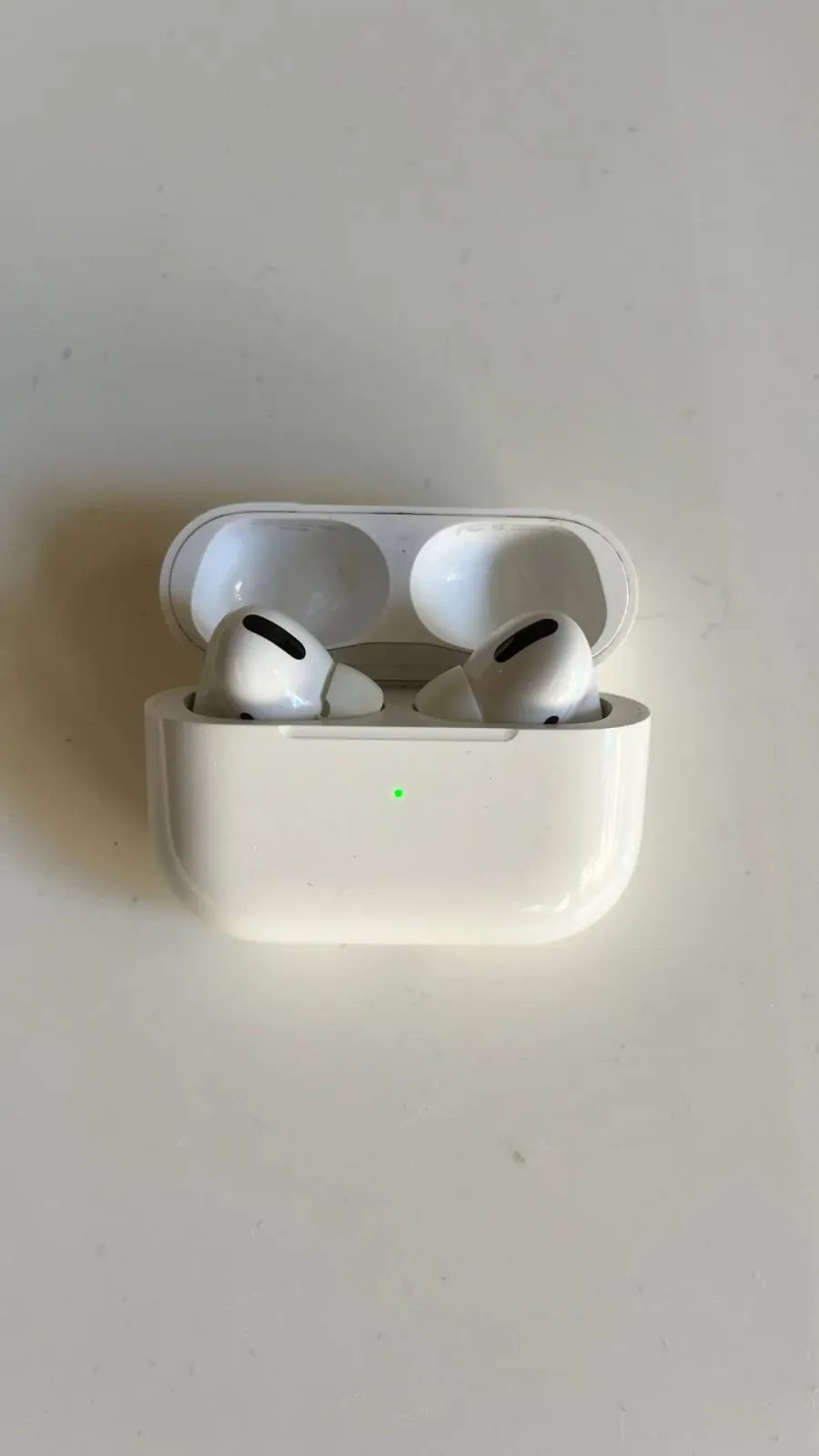 Оригинальные Apple AirPods Pro  1