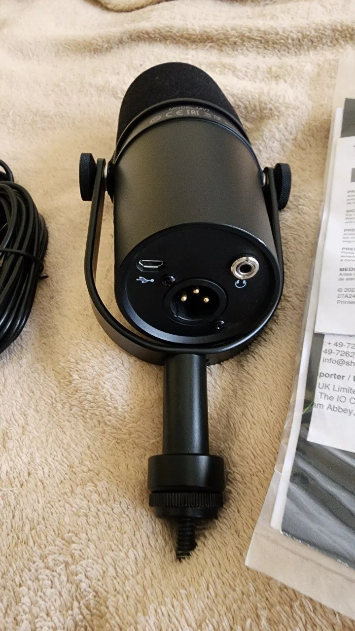 Подкаст микрофон Shure MV7 USB (оригинал) 3
