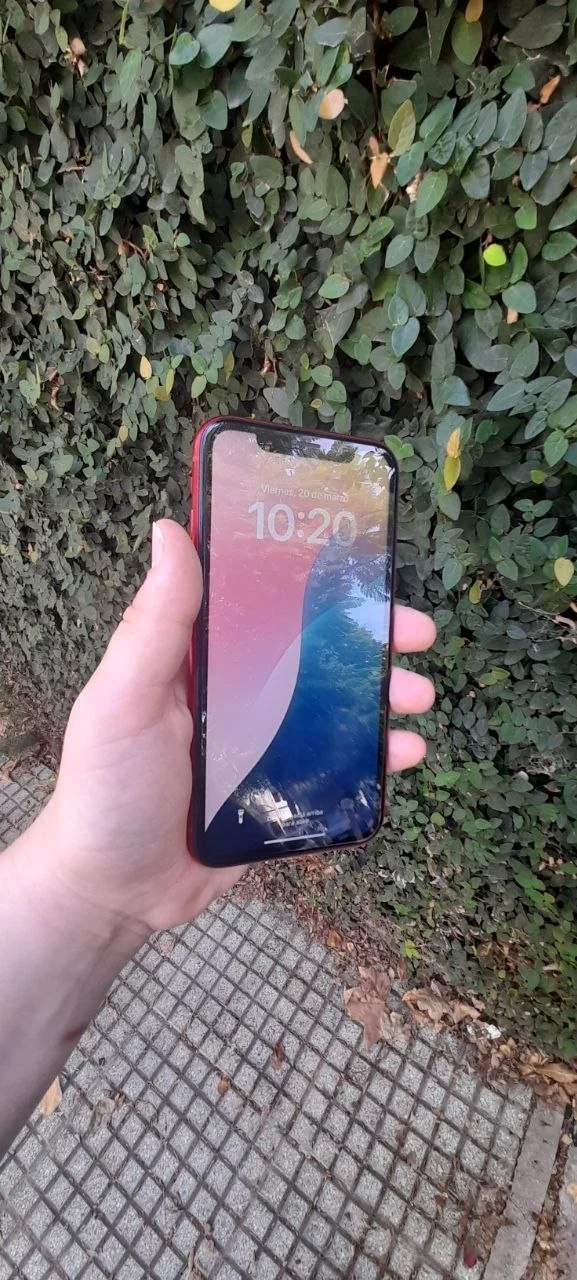 Смартфон iPhone XR 2