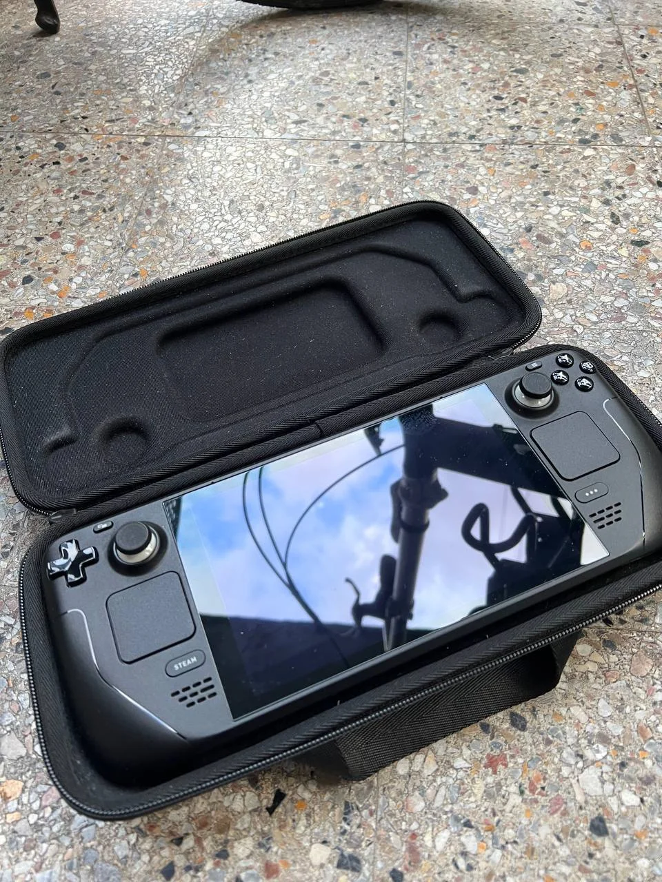 Приставка Steam Deck LCD 1