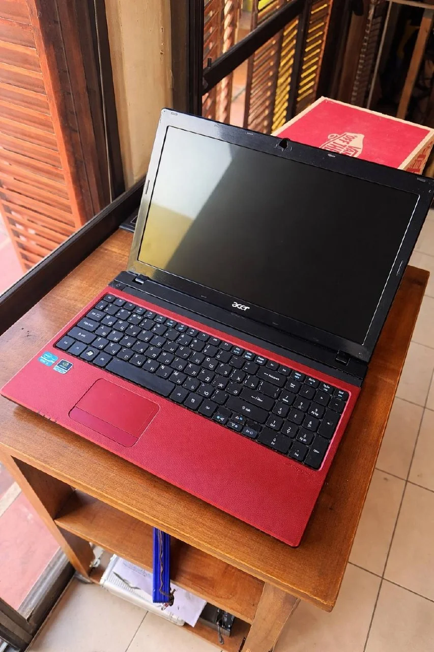 Ноутбук Acer Aspire 5750 1