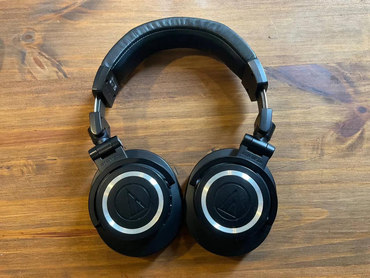 Наушники Audio Technica ATH M50 1
