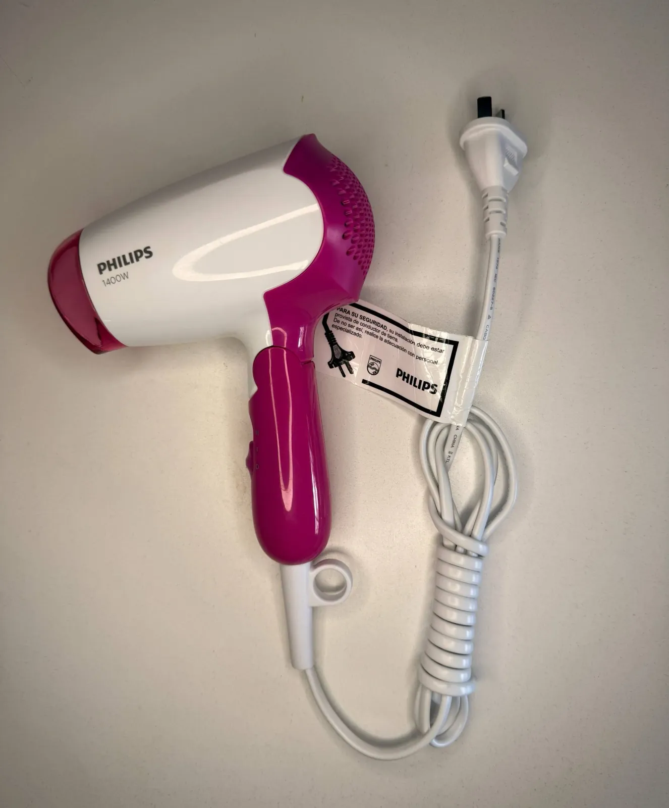 Фен Philips 2