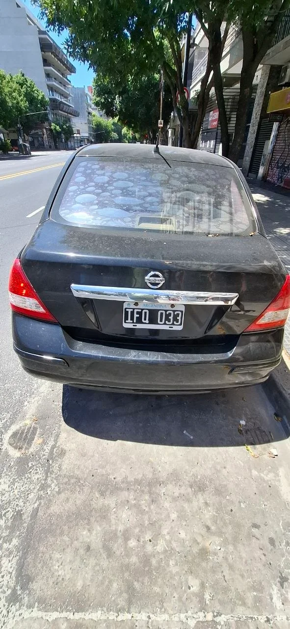 Nissan Tiida 2009 4