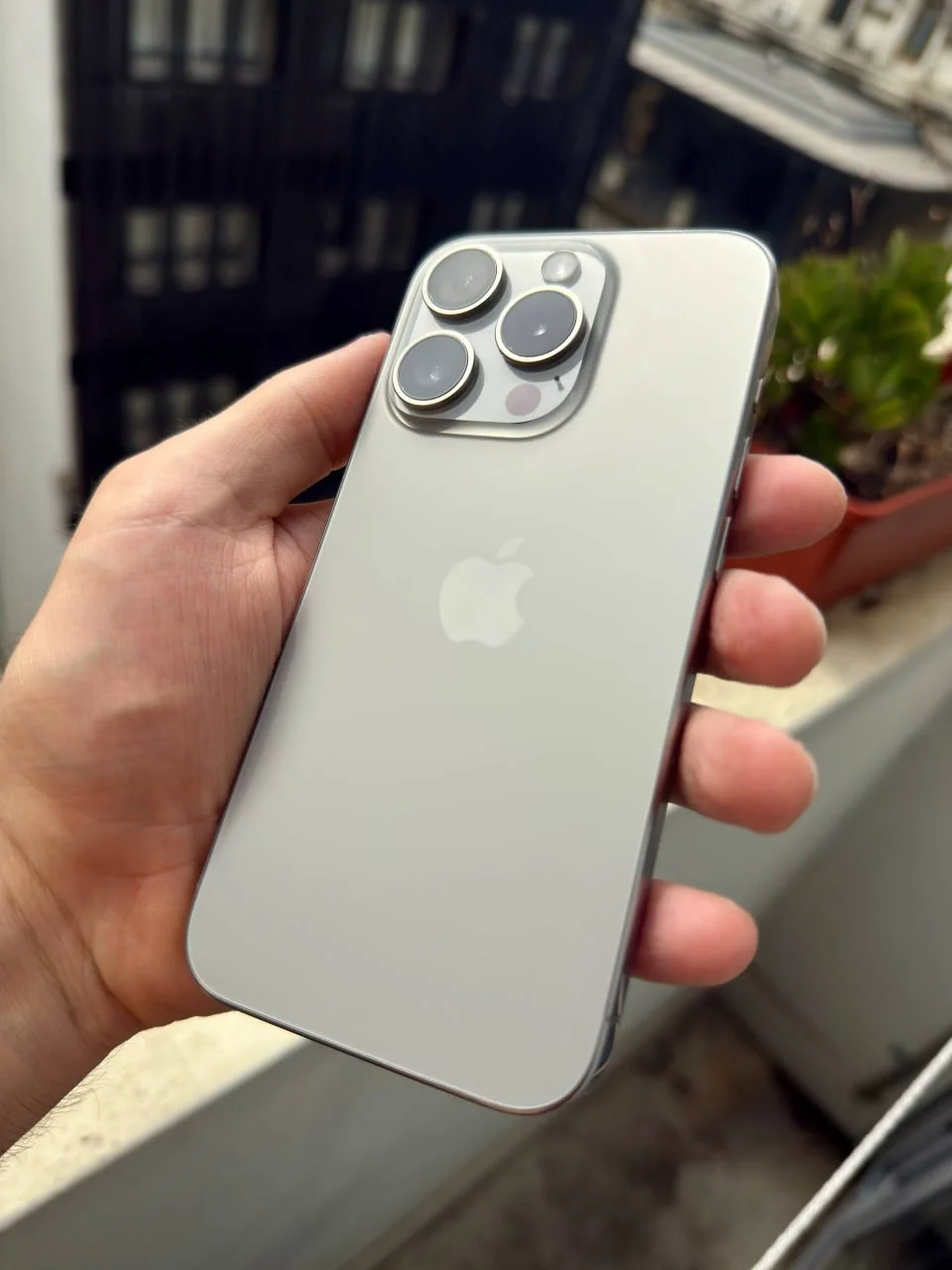iPhone 15 Pro 512 GB 1