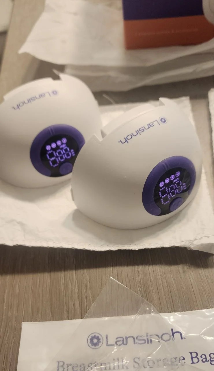 Молокоотсос Lansinoh Discreet Duo 1