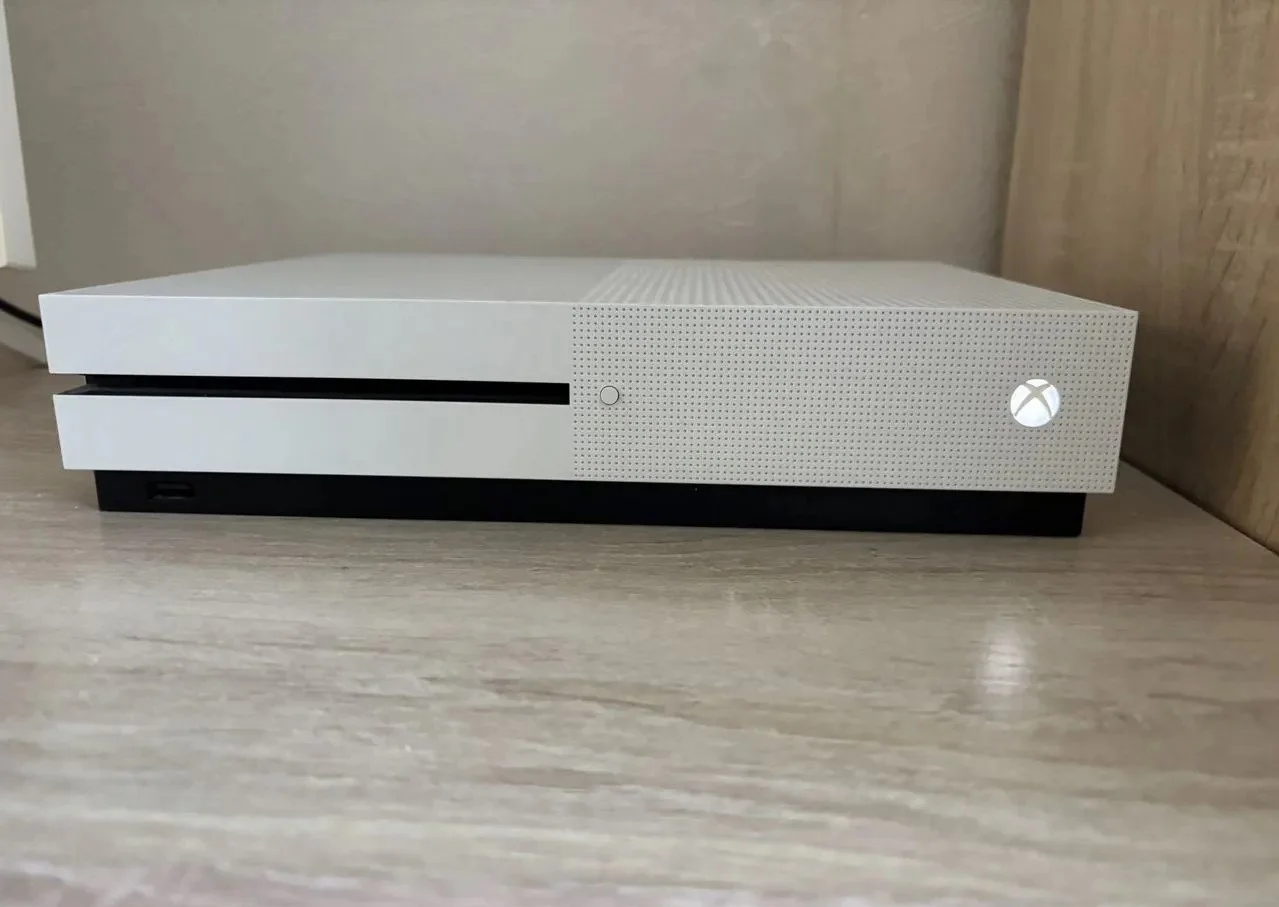 Xbox S + Джойстик 2