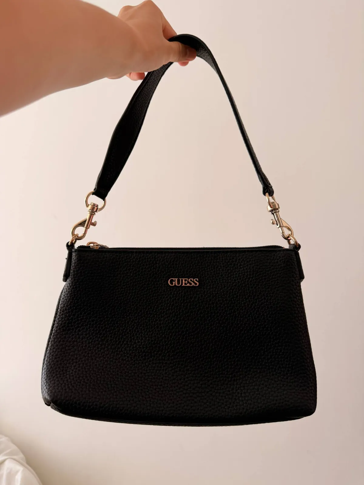 Сумка Guess 2