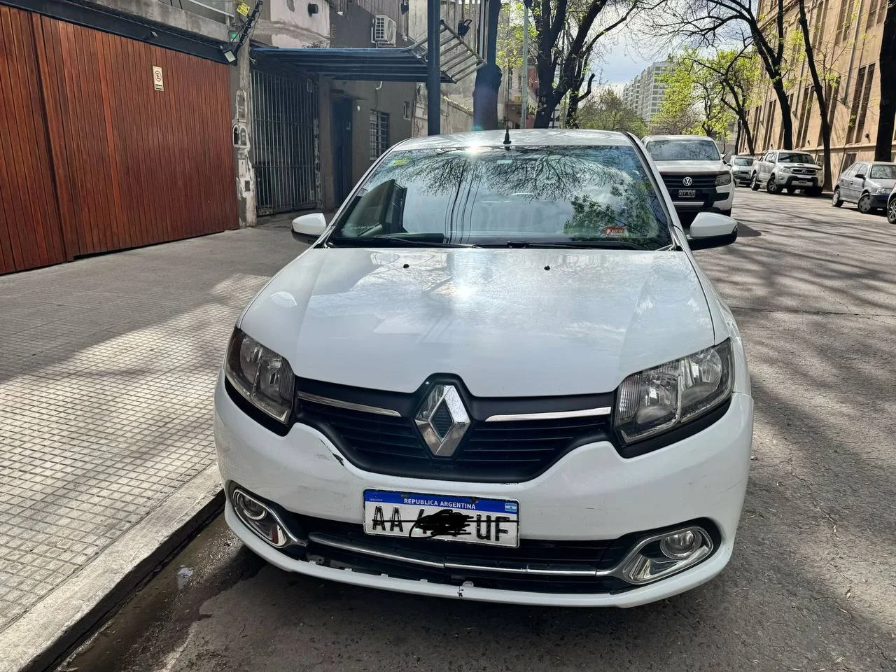 Renault Logan 2016 года 3