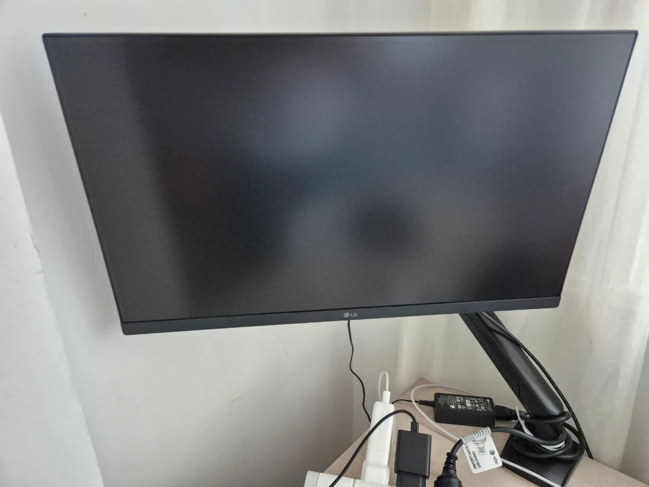 Монитор LG 24" 2