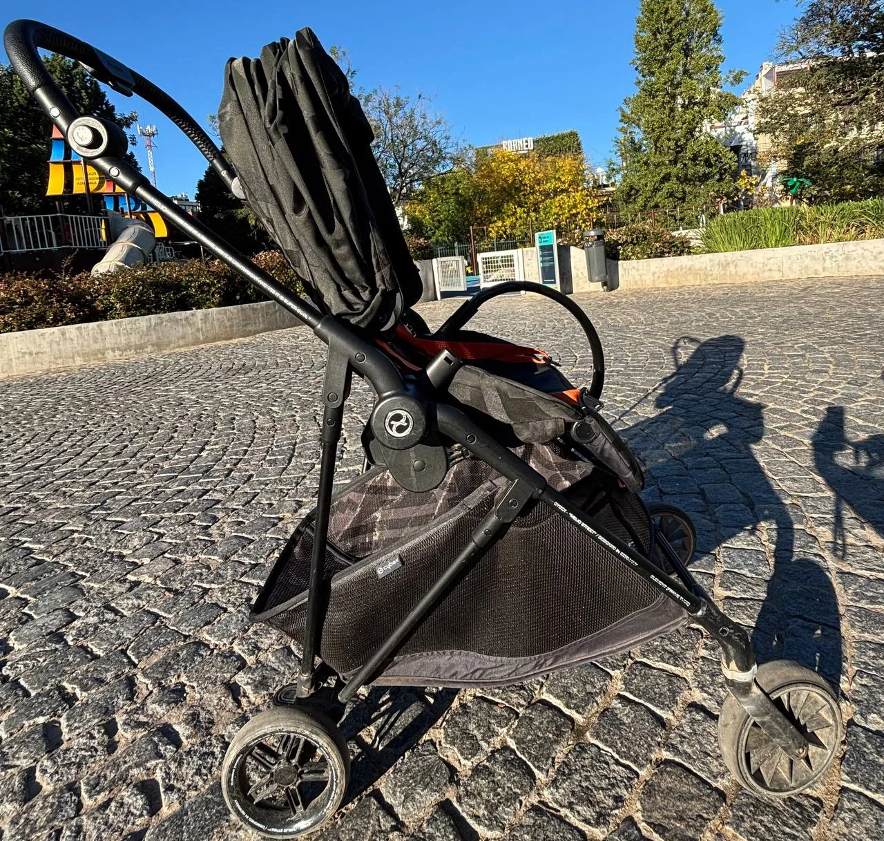 Прогулочная коляска Cybex Melio Street Real Black 2