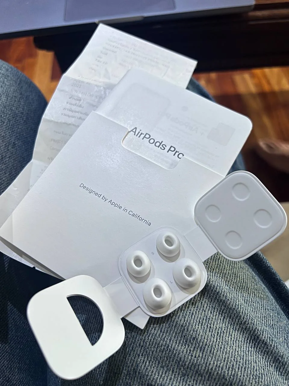 Наушники AirPods Pro 4