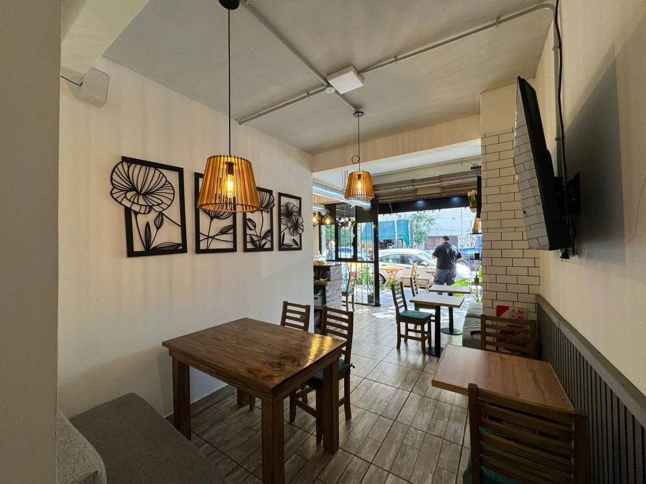 ГОТОВЫЙ БИЗНЕС ПОД КАФЕ В VILLA CRESPO 3