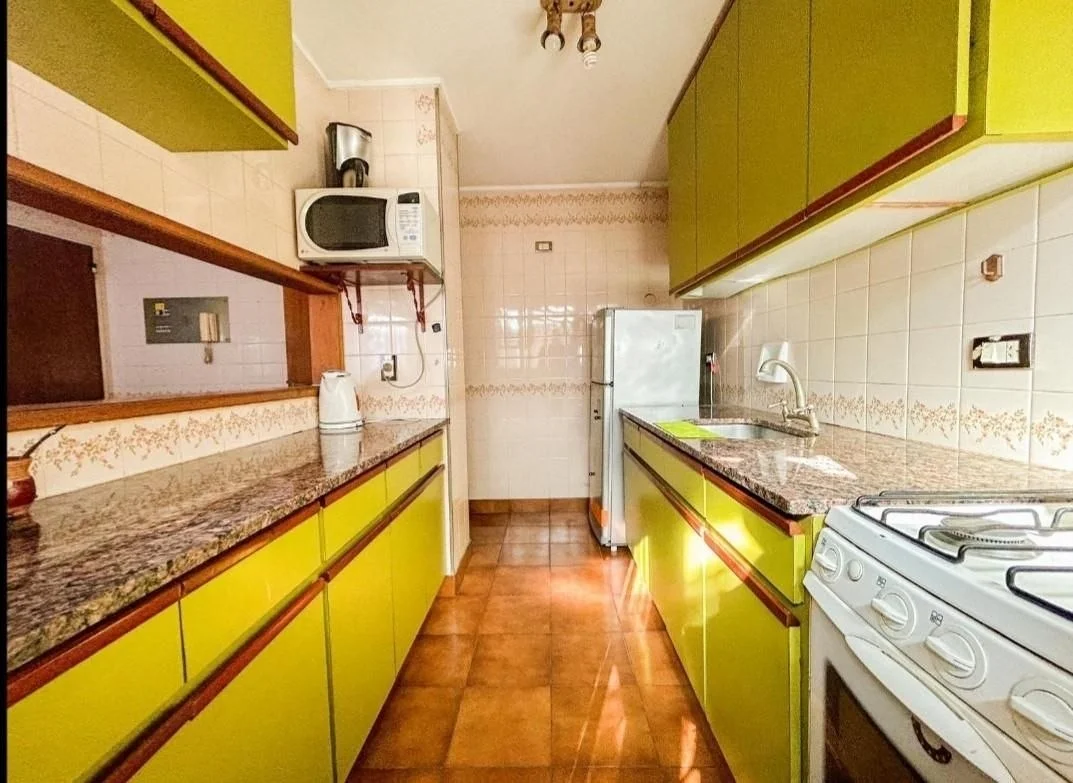 4к со стиральной машиной в Нуньес 4
