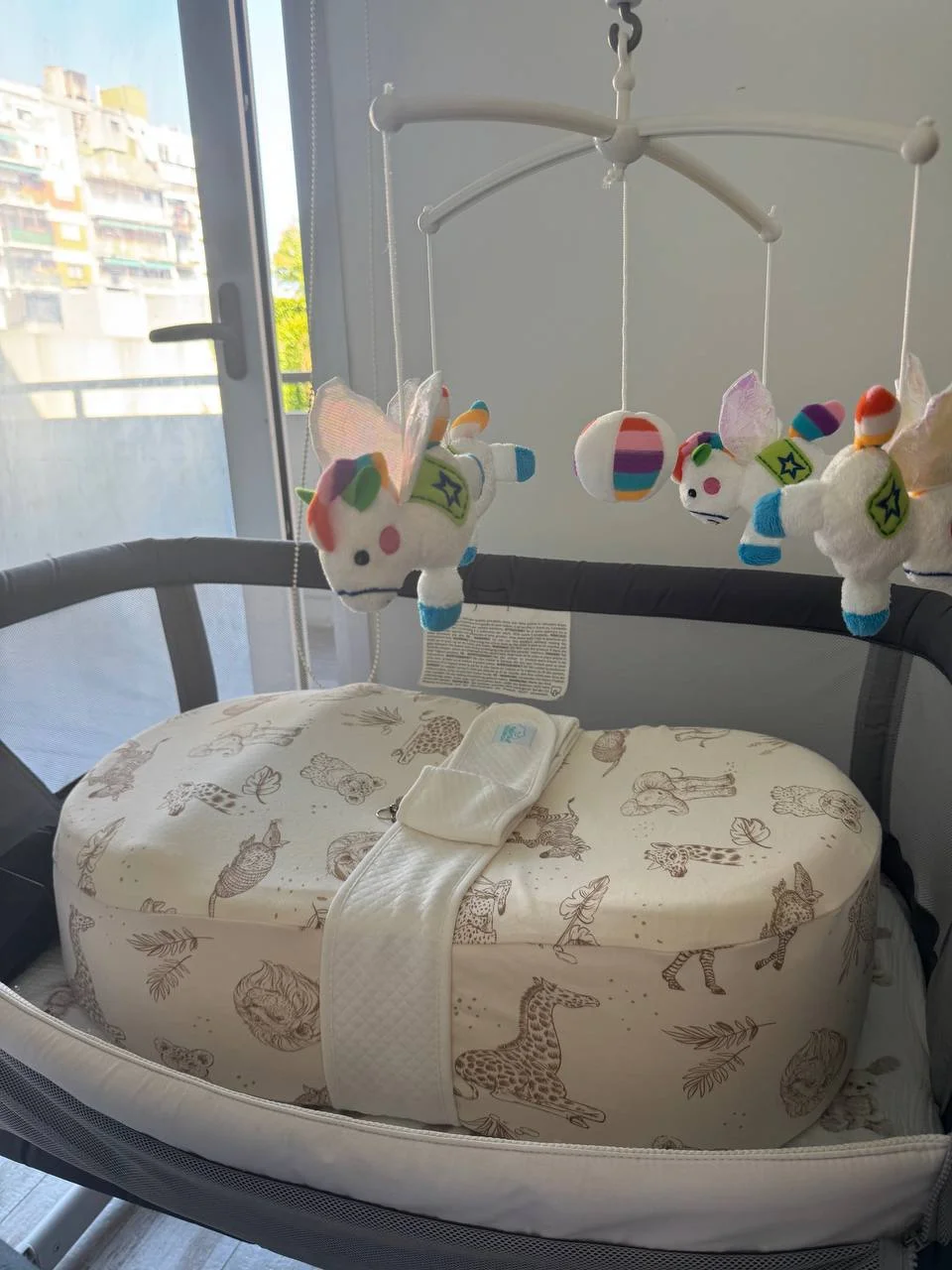 Приставная кроватка Chicco Next2Me 2