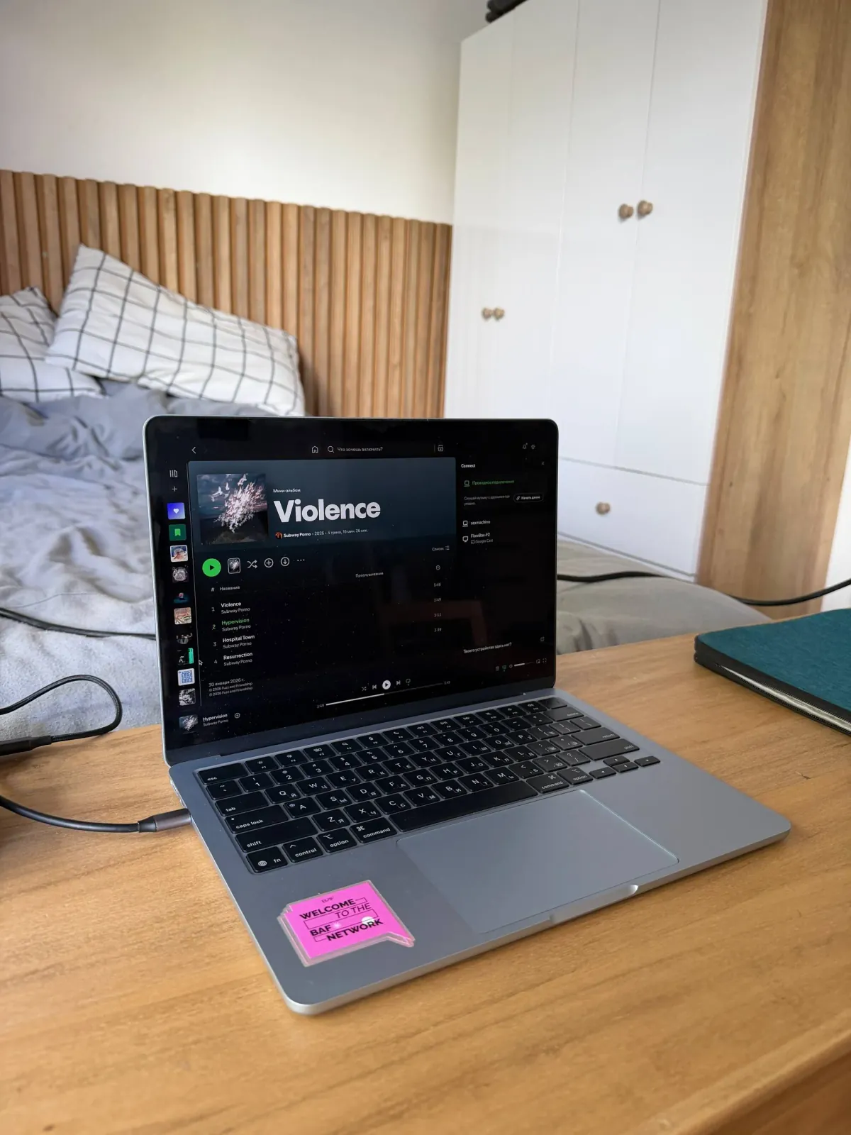 MacBook Air M4 13 16/256 Sky Blue 5
