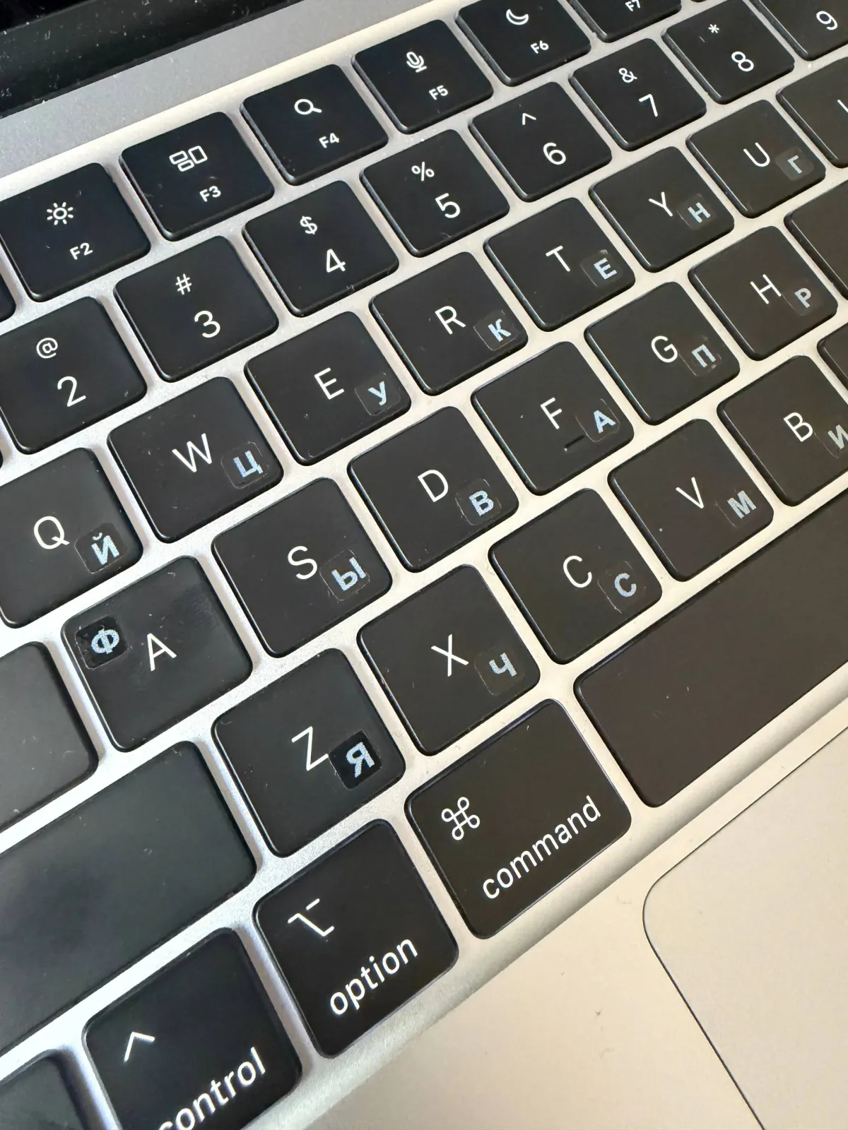 MacBook Air M4 13 16/256 Sky Blue 3