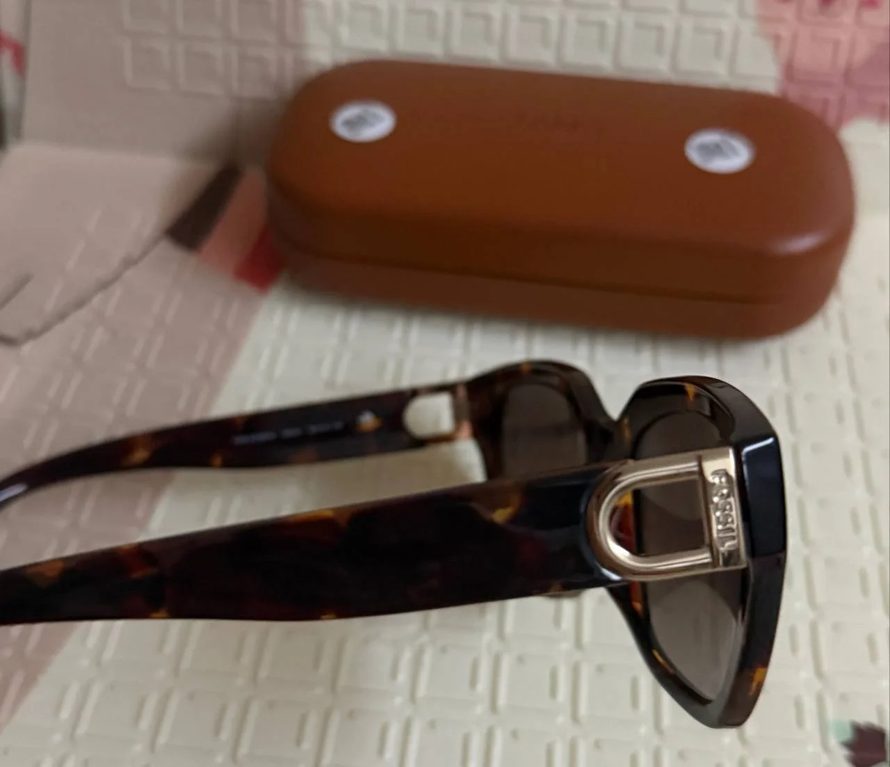 Солнцезащитные очки Fossil UV400 2