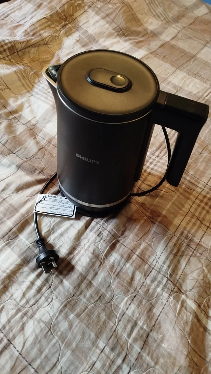 Электрический чайник Philips серия 7000 1