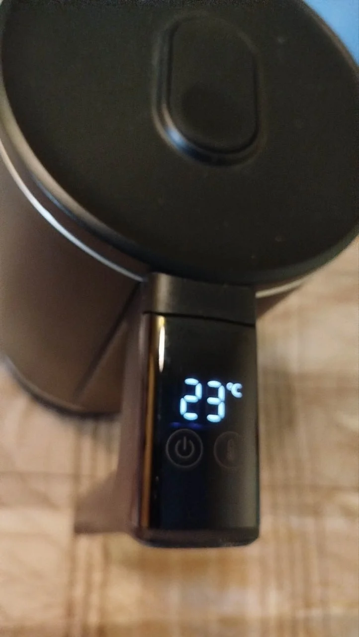 Электрический чайник Philips серия 7000 3
