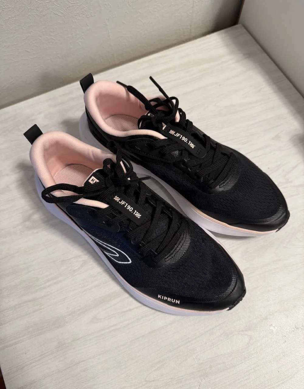 Кроссовки Kiprun Decathlon 37 новые 2