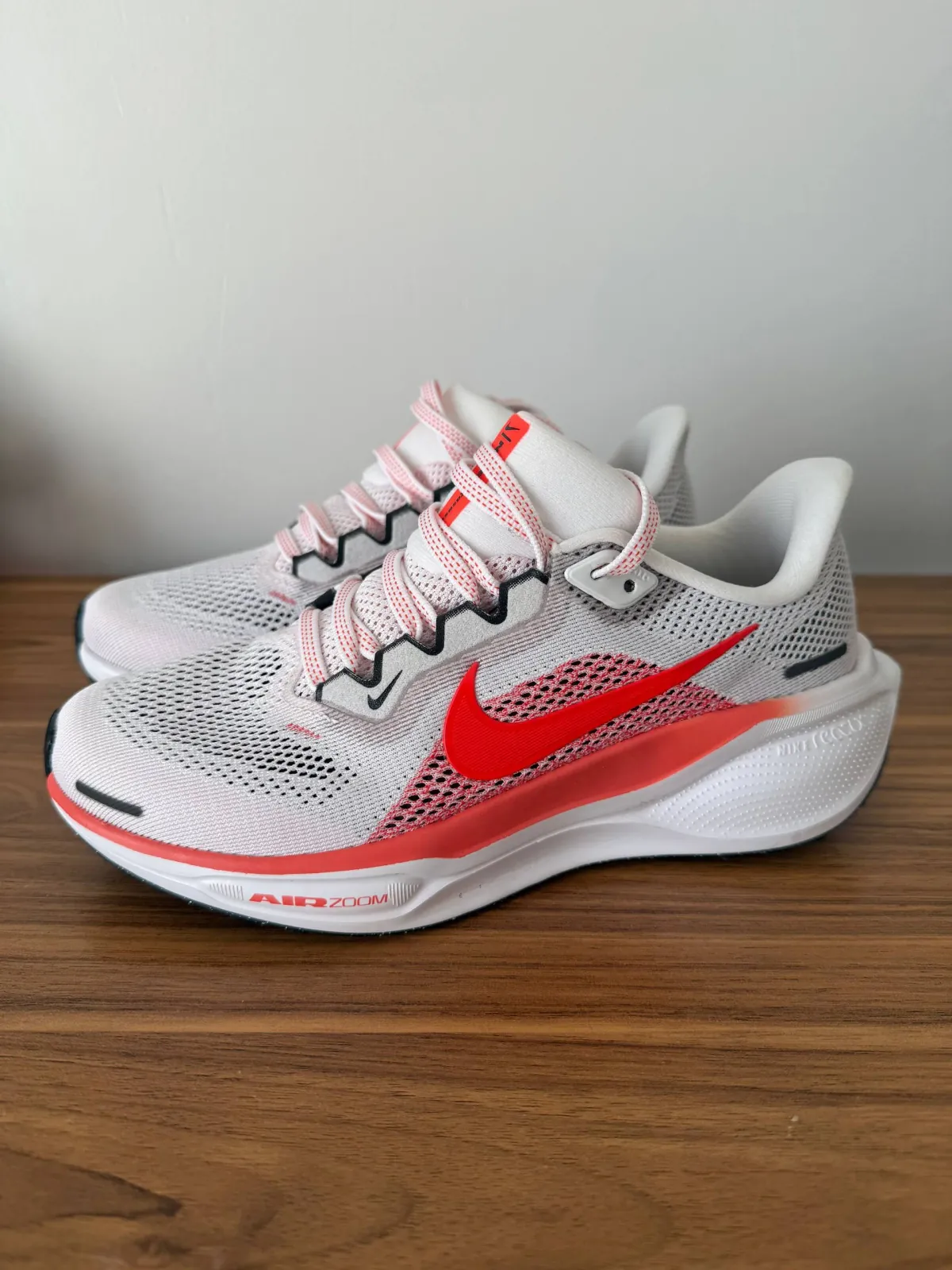 Кроссовки Nike 36 новые 1