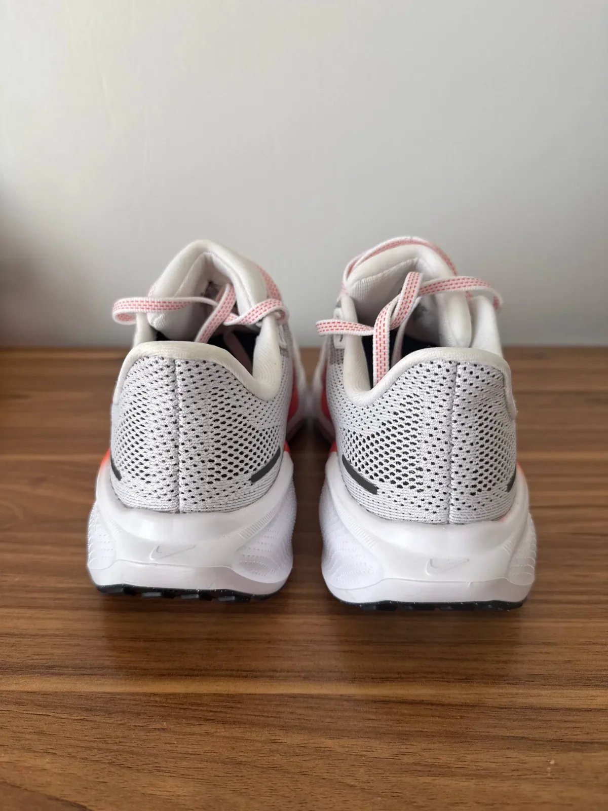 Кроссовки Nike 36 новые 6