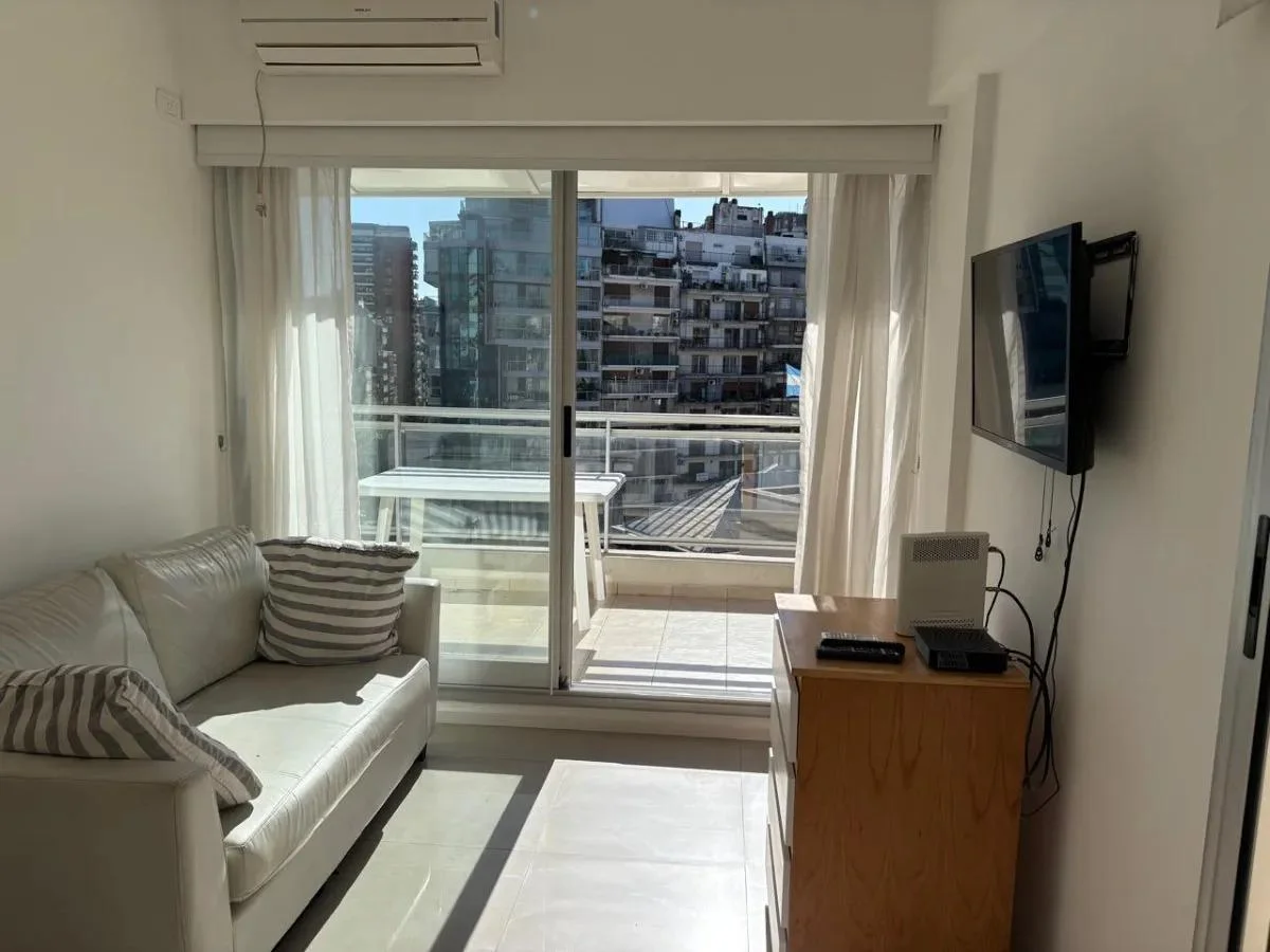 2к квартира в Recoleta Pacheco de Melo 1