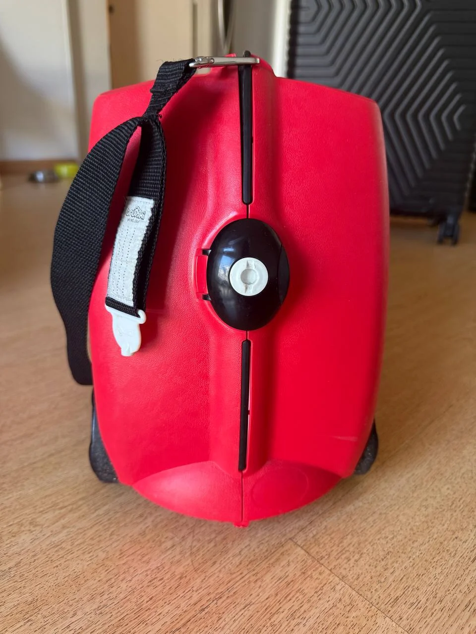 Детский чемодан-толокар Trunki 2