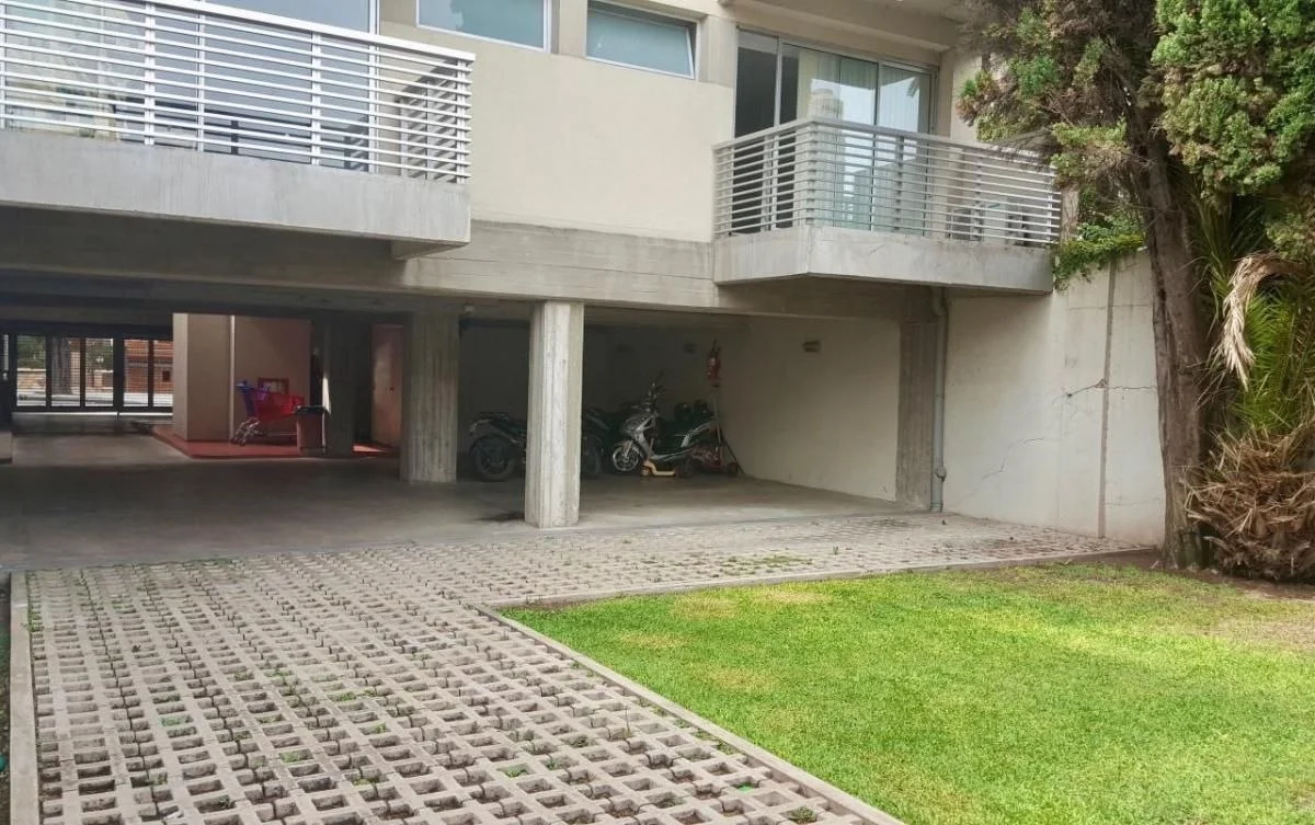 Аренда студии в Villa Urquiza 10