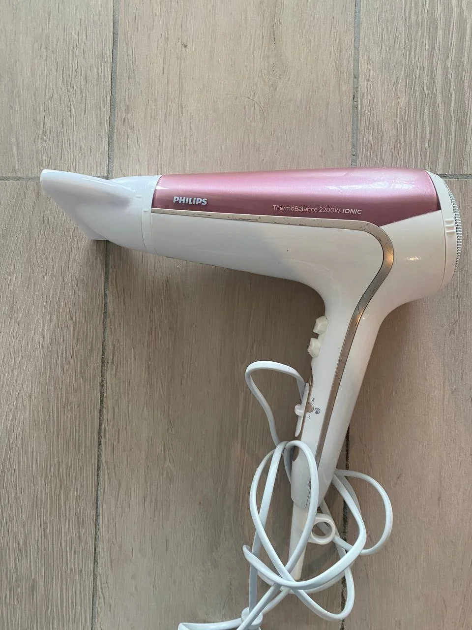 Фен Philips 2200W с диффузором 2