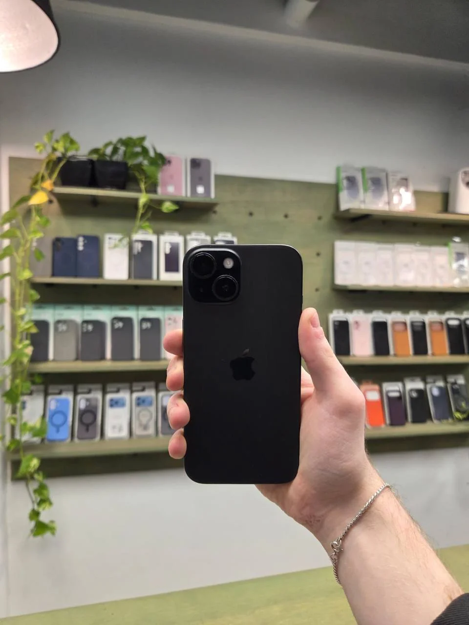 iPhone 15 Black 128GB 4