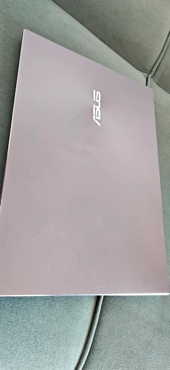 ASUS UX540EG i7 16GB 512SSD 1
