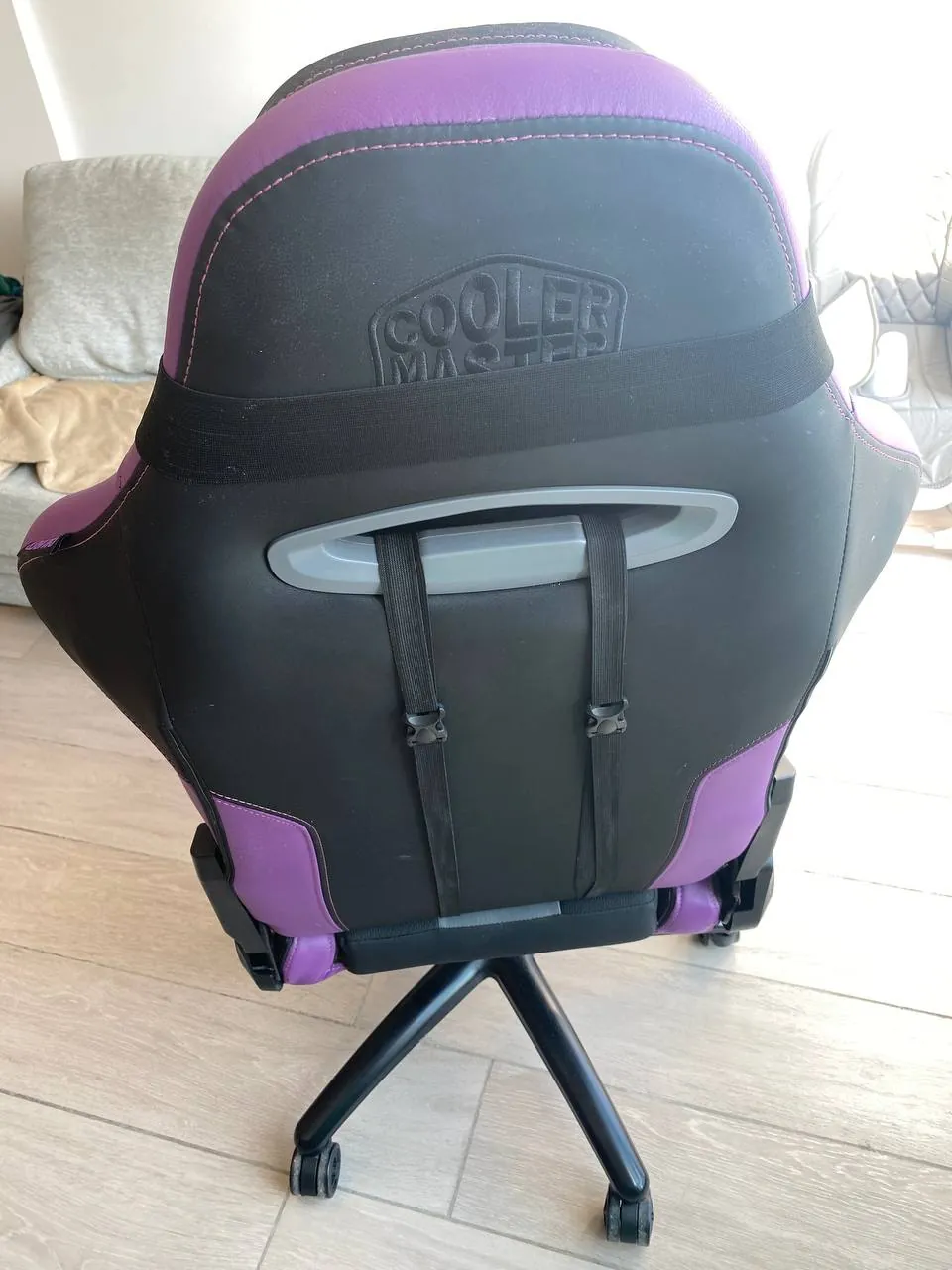 Игровое кресло Cooler Master Caliber R3 2