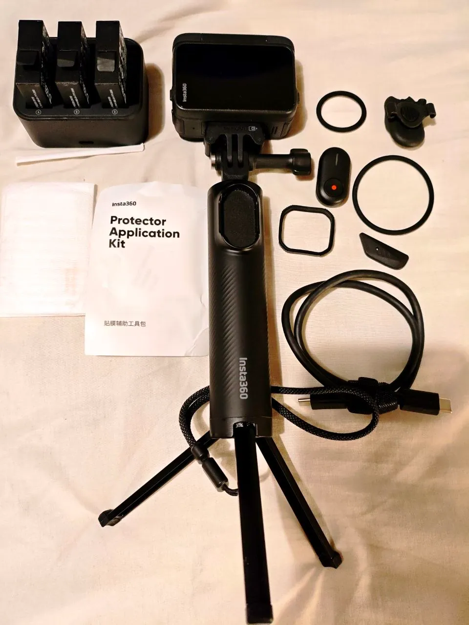 Insta360 Ace Pro 2 Creator Bundle 2