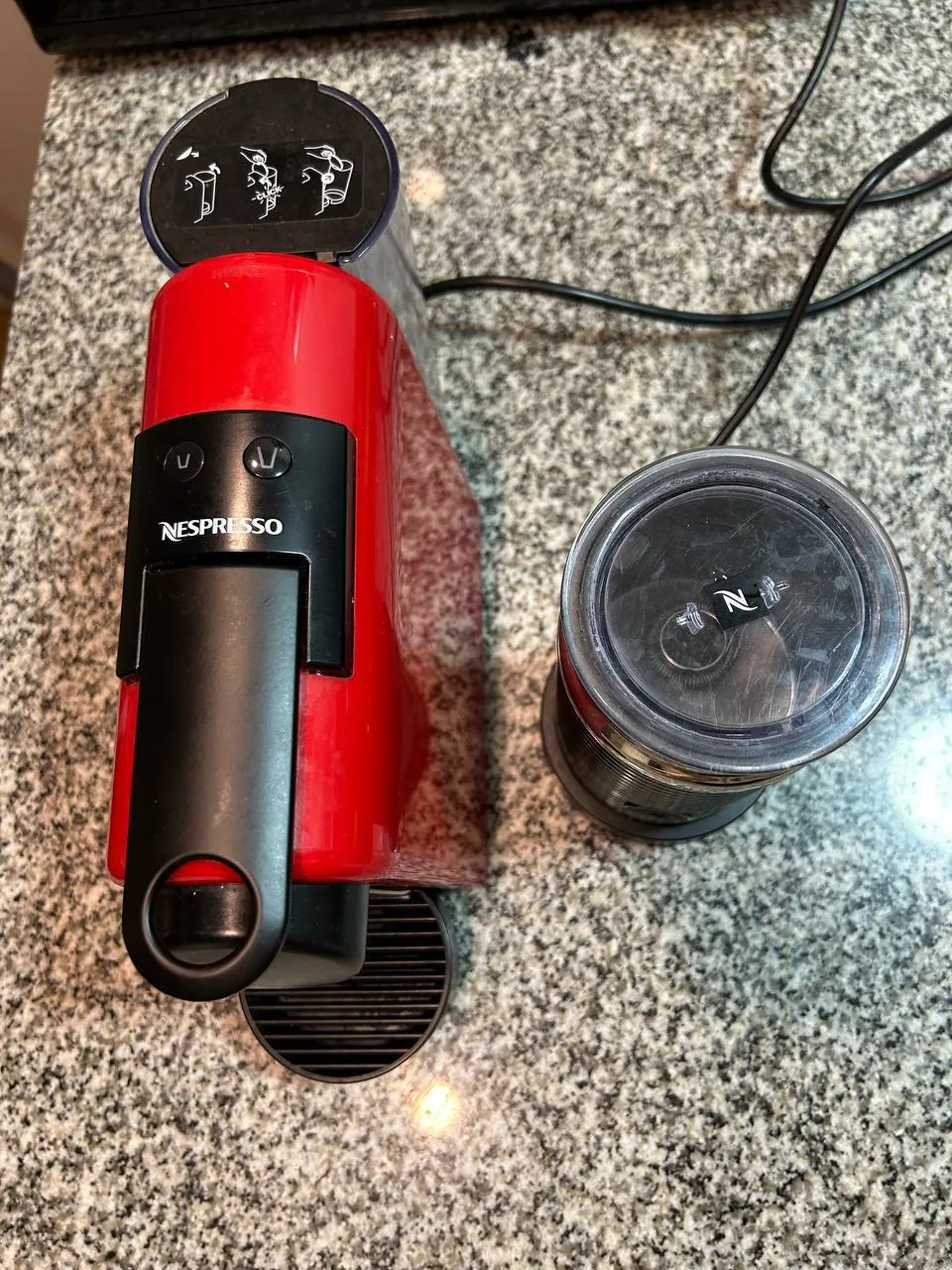 Nespresso Inissia + Aeroccino 3 комплект 1