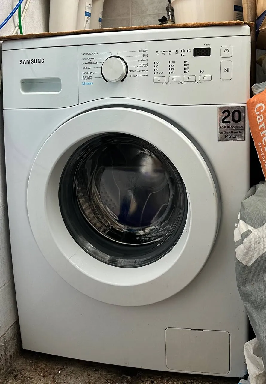Стиральная машина Samsung WW70A4000EE 1
