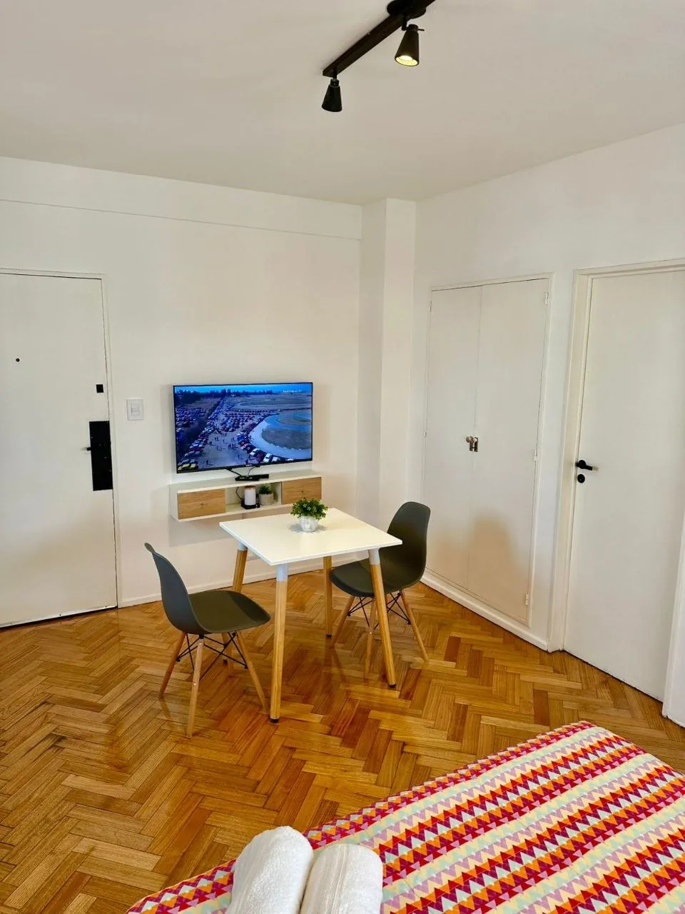 Аренда студии Colegiales Cabildo 978 5