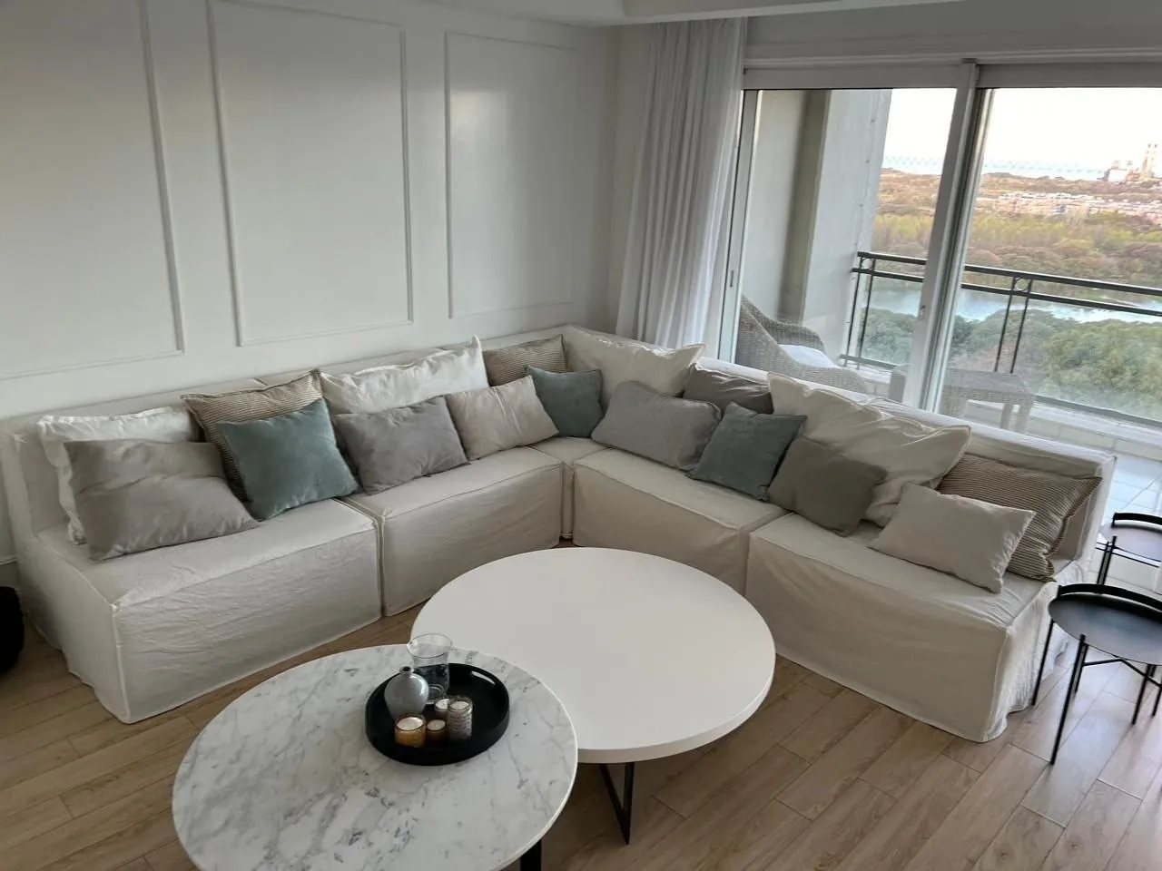 Аренда 3к Puerto Madero Chateau Martha Salotti 3