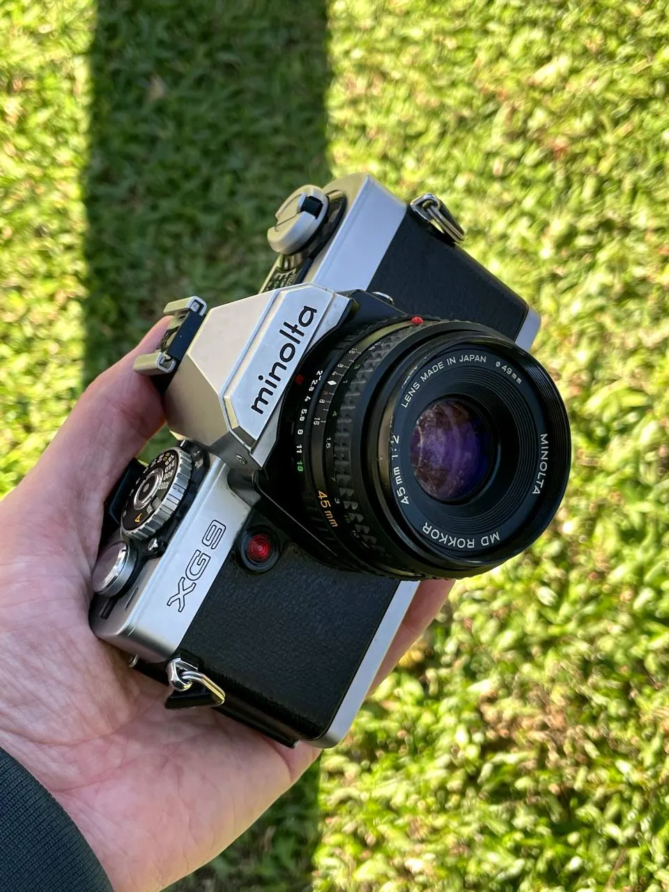 Пленочная камера Minolta XG9 с объективом 1