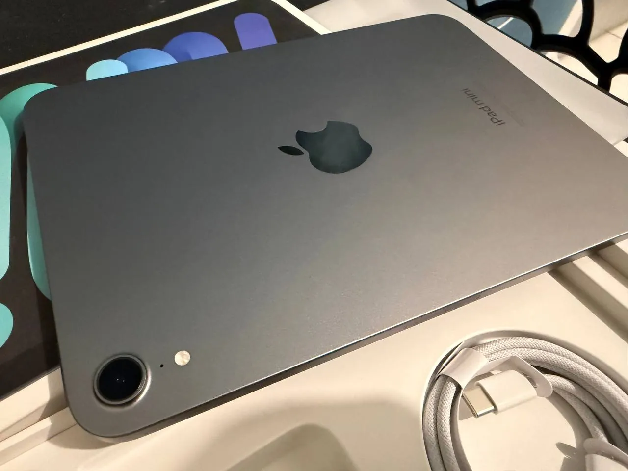 iPad Mini 7 128GB Wi-Fi 2024 2