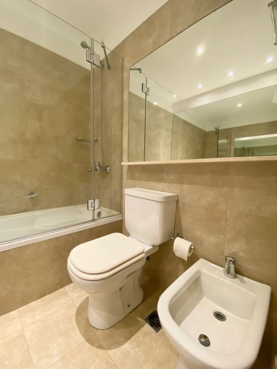 3-комнатная Palermo Thames 2100 аренда 9